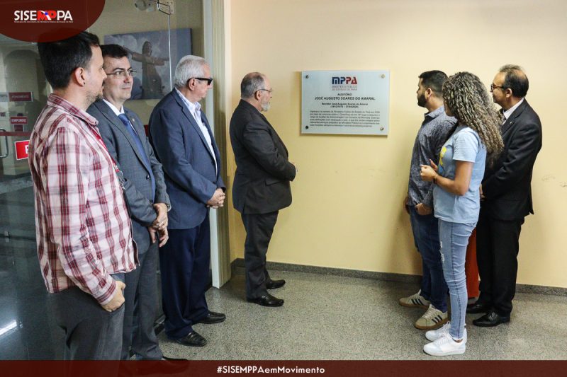 Homenagem póstuma